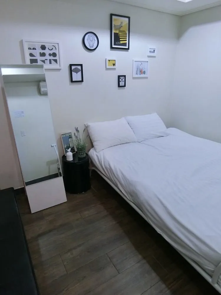 Hostel Сеул 2*,  Южная Корея